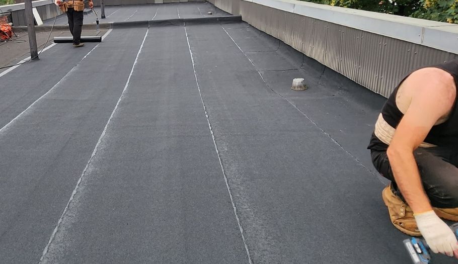 Flat Roof Repairs - Specialist Solutions